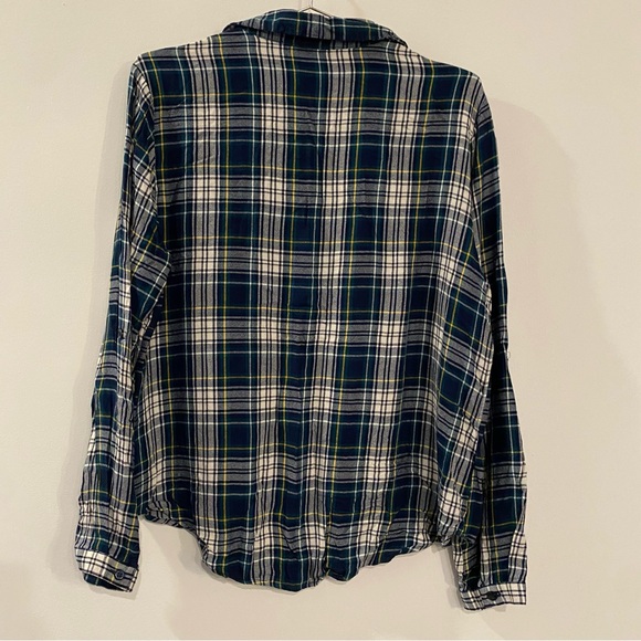 Eddie Bauer Blue Green & White Viscose Plaid Button Down Long Sleeve Blouse - Picture 4 of 10